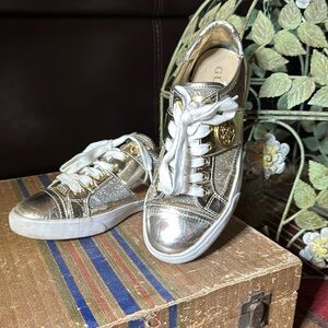 Guess Gold Metallic Sparkle Tennis Shoes 5.5 Women’s